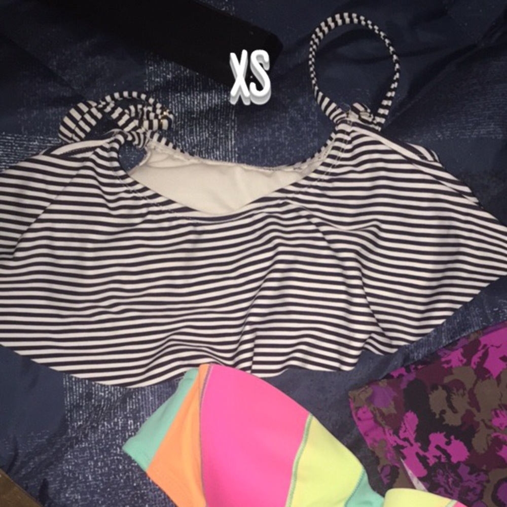 XS bikini top new no tags